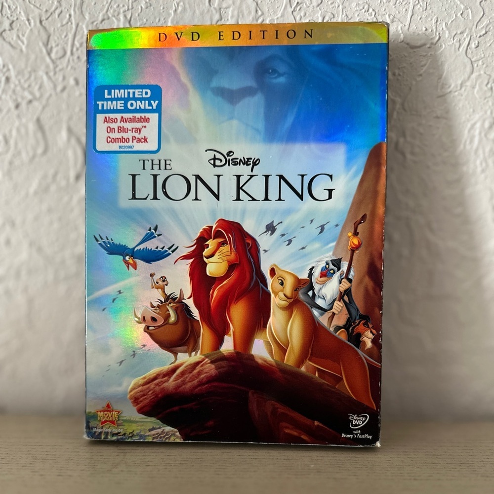 Disney The Lion King Blu-ray with Vibrant Cover Art